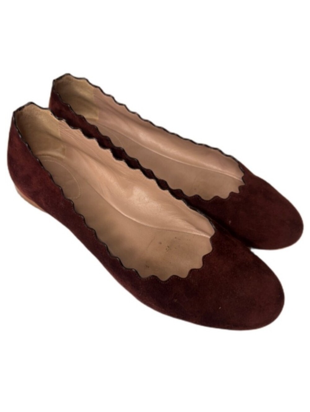 Chloe Scalloped Edge Suede Flats Size 37.5 (7) in Maroon